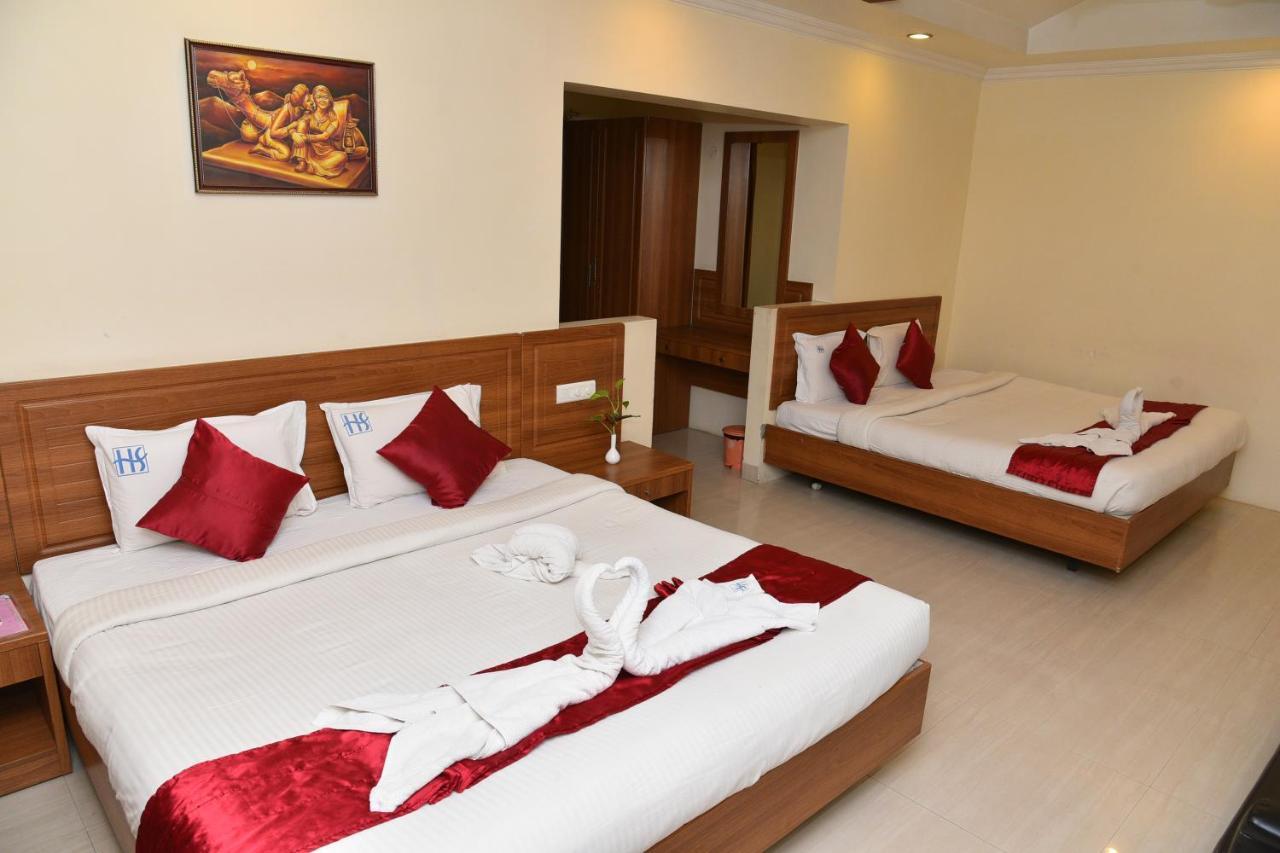 Hotel Sona'S Tiruchirappalli Buitenkant foto