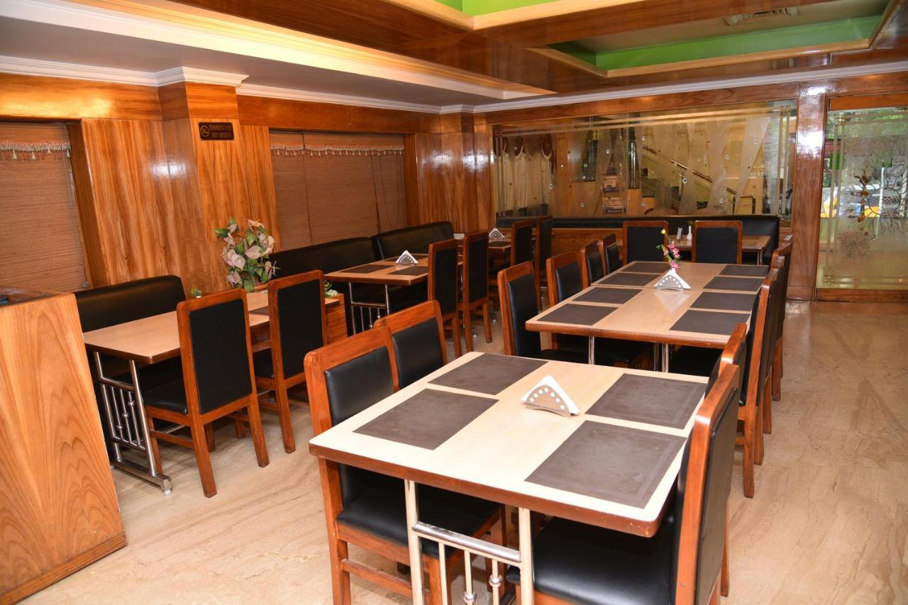 Hotel Sona'S Tiruchirappalli Buitenkant foto